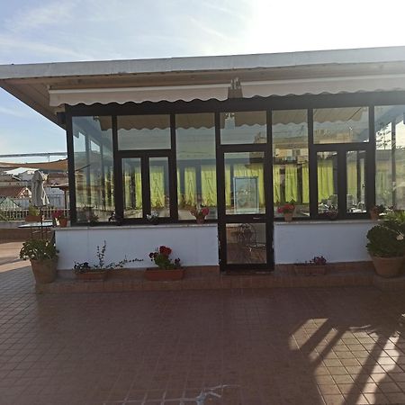 La Terrazza Delle Fate Hotel Наполи Екстериор снимка