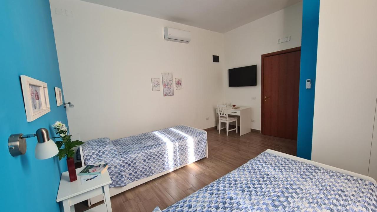 La Terrazza Delle Fate Hotel Наполи Екстериор снимка
