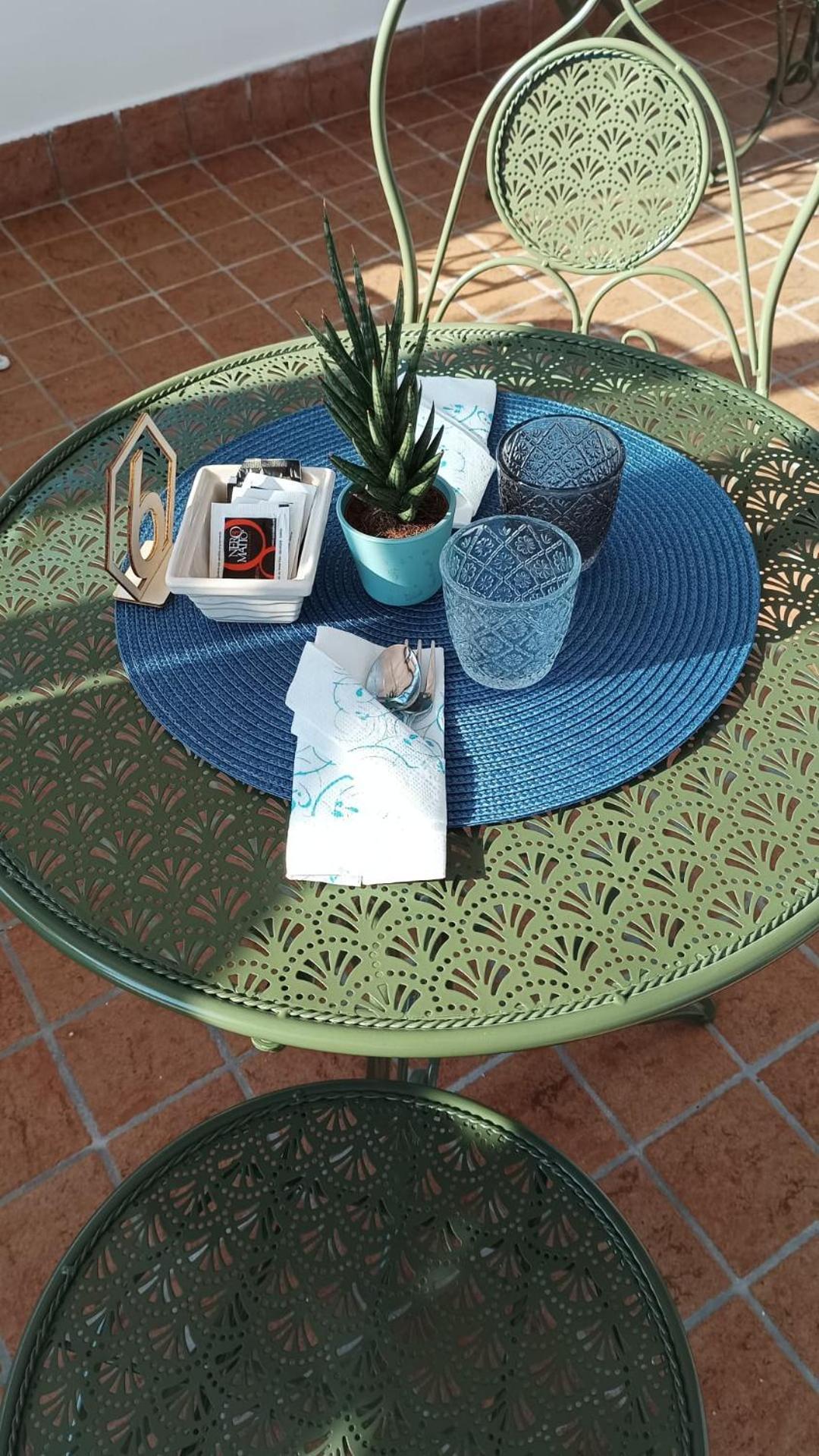 La Terrazza Delle Fate Hotel Наполи Екстериор снимка