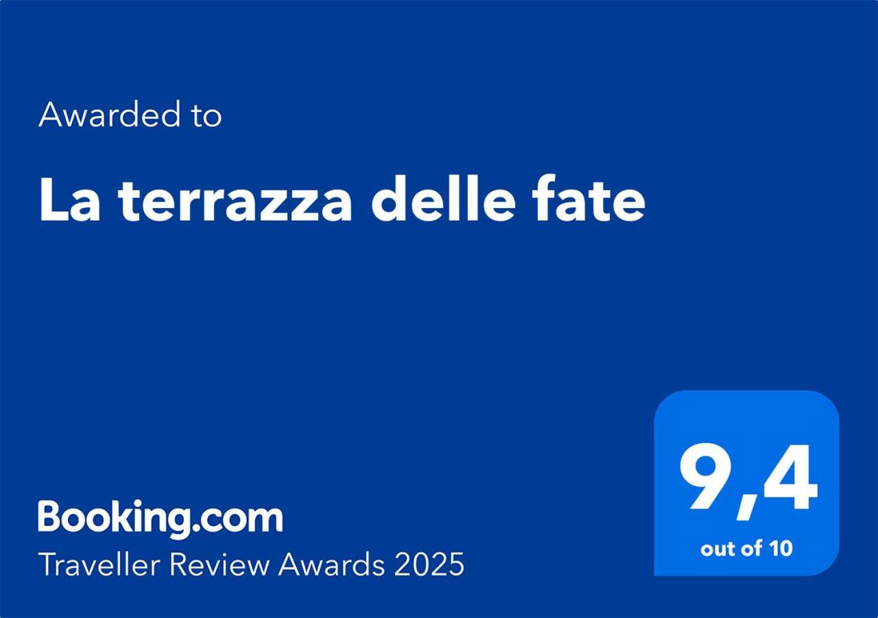 La Terrazza Delle Fate Hotel Наполи Екстериор снимка
