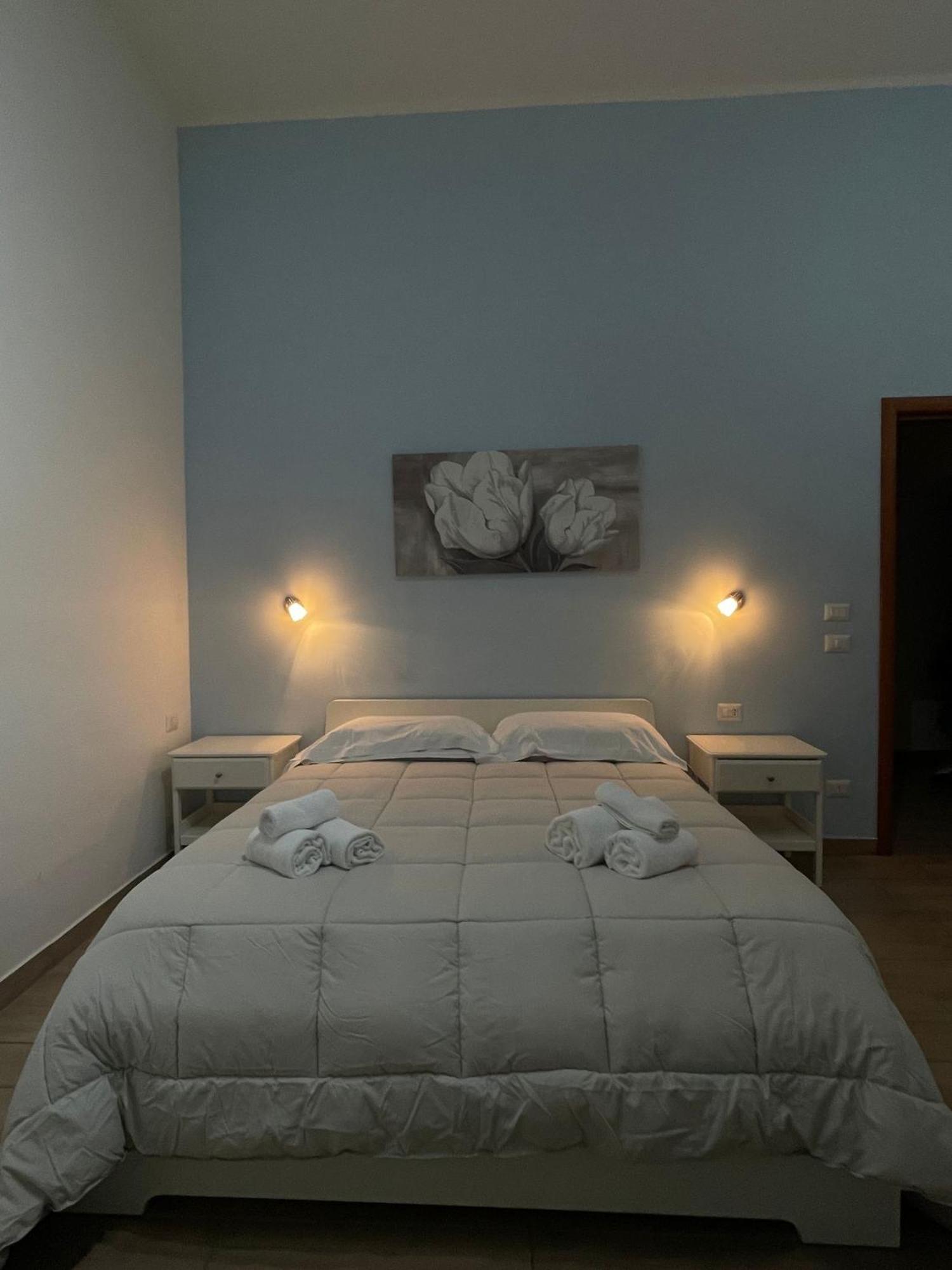 La Terrazza Delle Fate Hotel Наполи Екстериор снимка