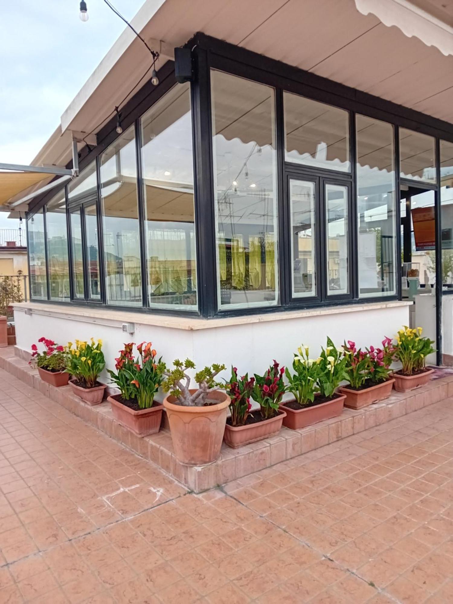 La Terrazza Delle Fate Hotel Наполи Екстериор снимка